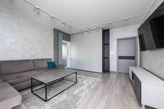 Оренда ЖК Статус Град Завальна 10 г метро Осокорки 2 хвилини пішки Київ