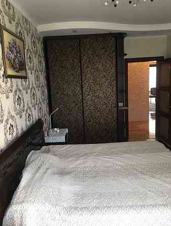 Оренда 2 кімнатної квартири Метрологічна, Кришталеві джерела Київ