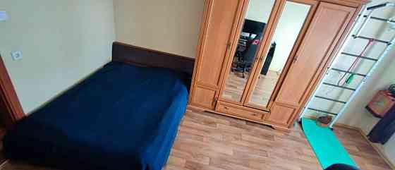 1 к.кв . Ул . Урловская 38, м. Осокорки 17 мин пешком Київ