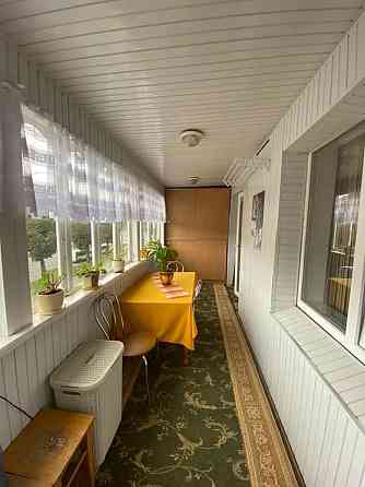 Сдам 2-х комнатную на проспекте 127 р-н Essco 2 этаж Черновцы