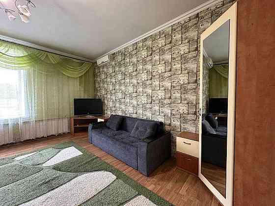 Здам в оренду 3 -кімнатну квартиру в центрі міста Черновцы