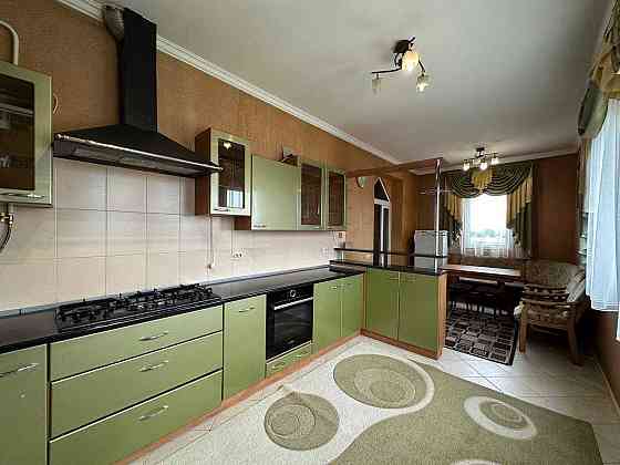 Здам в оренду 3 -кімнатну квартиру в центрі міста Черновцы