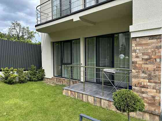 Продаж 1.5кімнатної квартири ,в приватному,закритому комплексі Ужгород