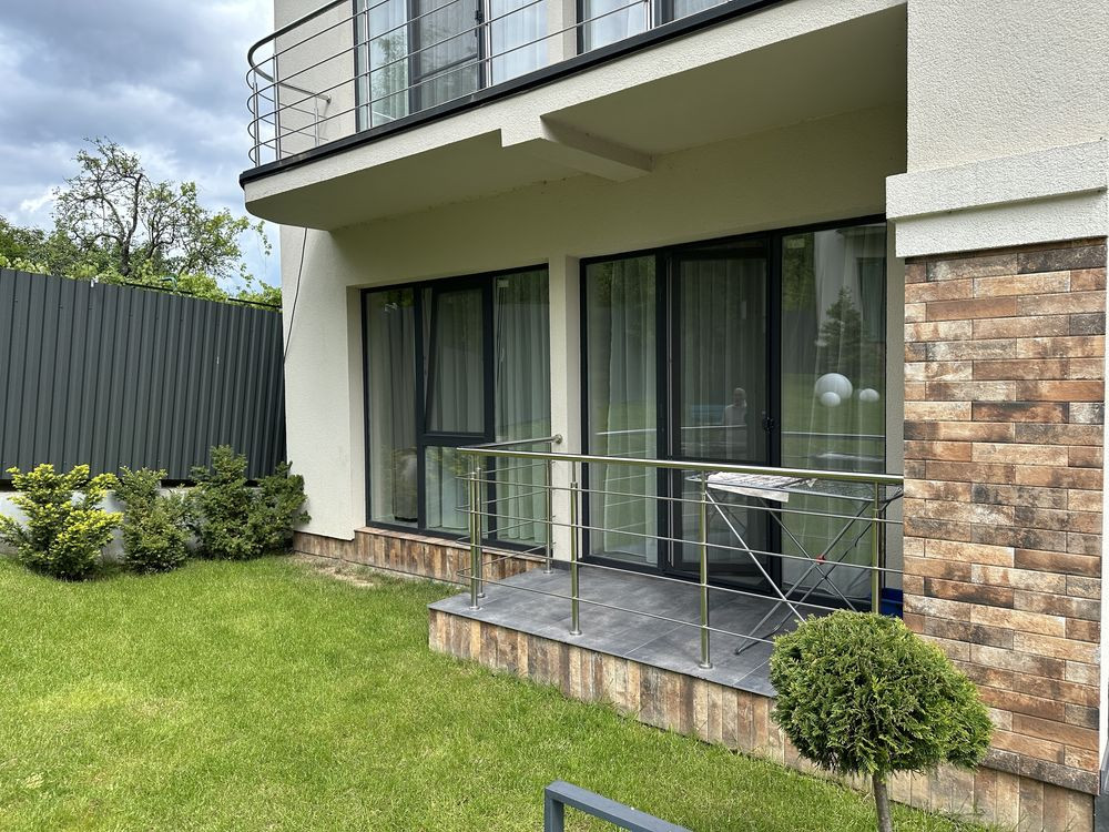 Продаж 1.5кімнатної квартири ,в приватному,закритому комплексі Ужгород - зображення 1