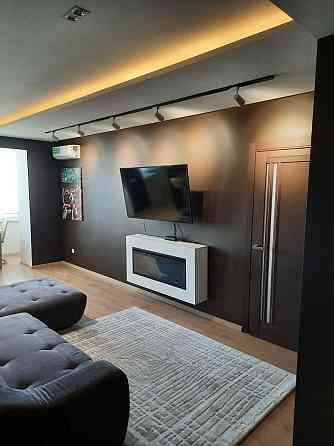 Продам квартиру з ремонтом та меблями Ровно