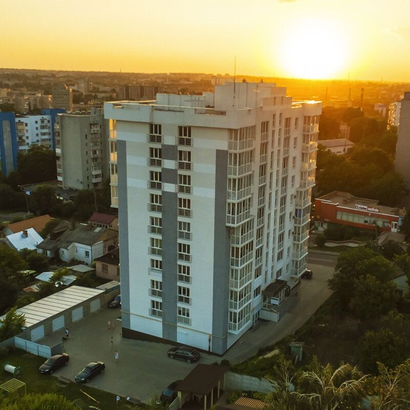 Продаж 3к квартири в Центрі Рівне - зображення 1