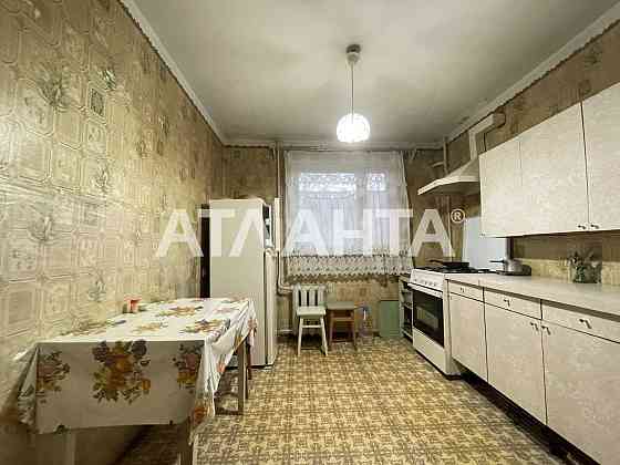 3 комн квартира 1 эт с большой лоджией Киевский район Небесной сотни Одеса