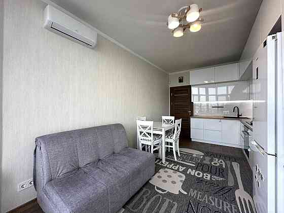 ЖК Львівський, 2-кімн. квартира з видом на алею, вул. Львівська, 1-А Петропавлівська Борщагівка