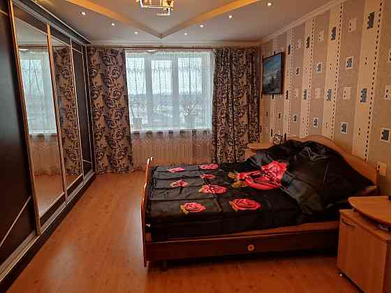 Продам квартиру з меблями Конотоп