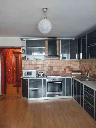 Продам квартиру з меблями Конотоп