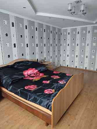 Продам квартиру з меблями Конотоп