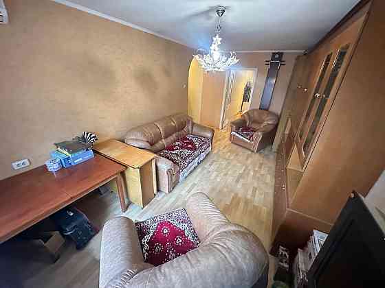 Продам 3к Клочко Янтарную Индустриальный Левый Берег Хорошее Сотсояние Днепр