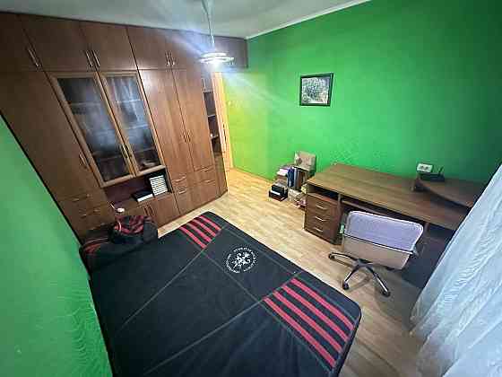 Продам 3к Клочко Янтарную Индустриальный Левый Берег Хорошее Сотсояние Днепр