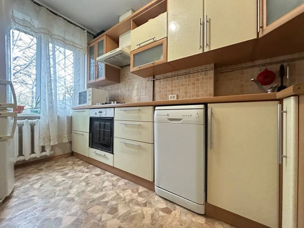 Продам 3к Клочко Янтарную Индустриальный Левый Берег Хорошее Сотсояние Днепр - изображение 4