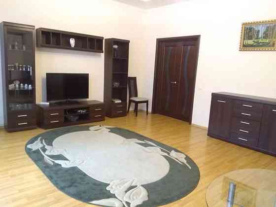 Оренда 3к квартири Коновальця 32б / Коновальца 32б Київ