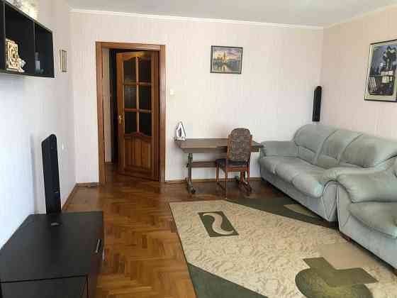 Солом'янка, вулиця Братів Зерових 14 Б! Київ