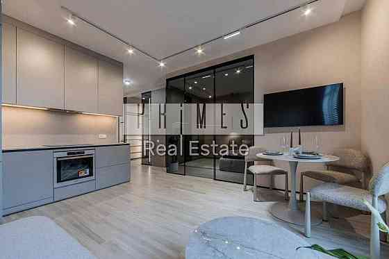 Новопечерські липки Низький поверх новий ремонт закрита територія Київ