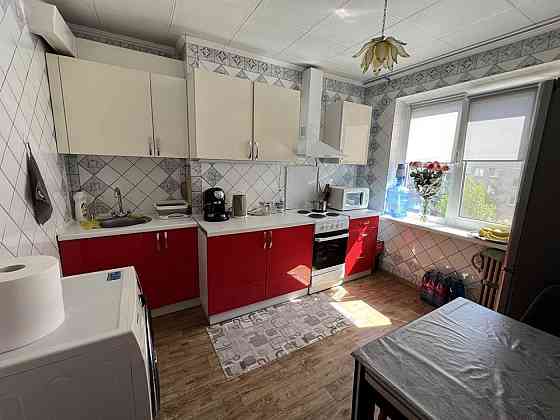 Продам 2-х Центр пр Поля /Кирова низ ТЦ Мериада сквер Героев Днепр