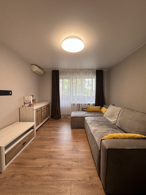 Продаж 2к квартири Запорізьке шосе Тополь Днепр - изображение 1