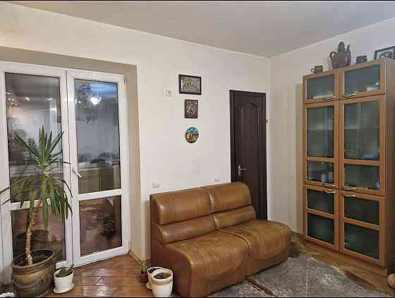 3кімн. 128м.кв. Свободи,19 в центрі міста Хмельницький