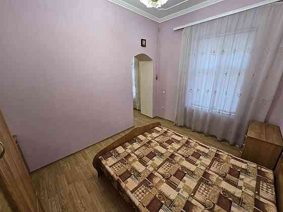 Продаж 3 кімнатна квартира в центрі Чернівців Черновцы