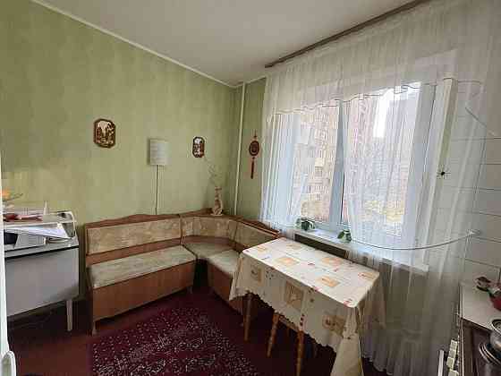 Продаж 3-кімн. Без комісіі! -72 м.кв Пішки до м.Харківська-18 хв Київ