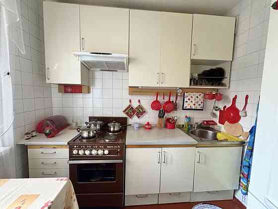 Продаж 3-кімн. Без комісіі! -72 м.кв Пішки до м.Харківська-18 хв Київ