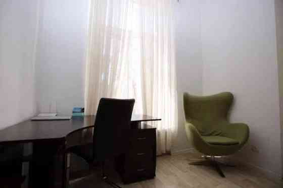 Аренда 2 ком кв Ценр Дерибасовская Балкон Газ Можно собачку Код954 Одесса