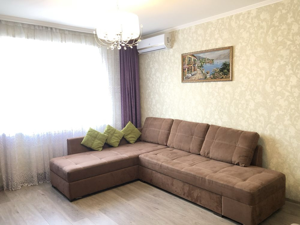 Велика тепла однокімнатна в ЖК САН СІТІ без комісіі - термін від року Петропавлівська Борщагівка - зображення 1