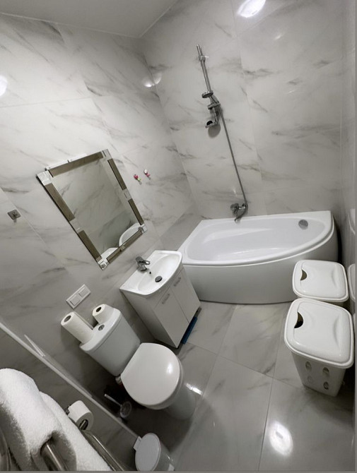 Черновола 27 1к квартира светлая белая Киев - изображение 3