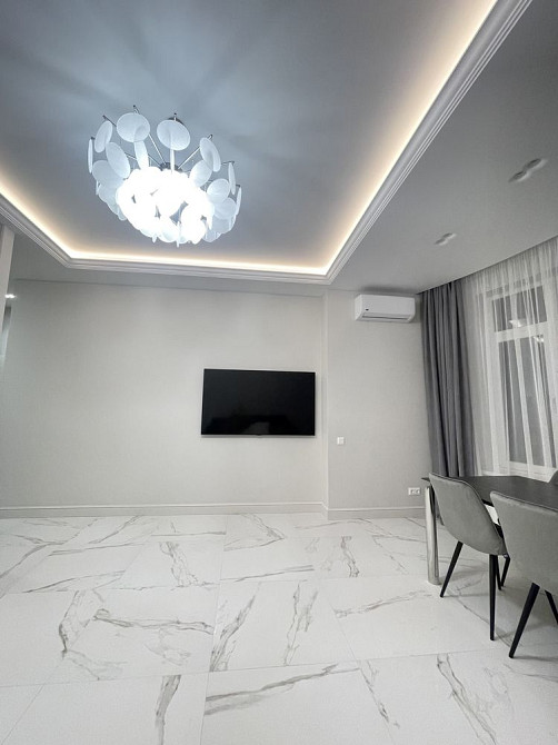 Шикарная 1.к квр ЖК 52 Перлина вул Бойчука 19а Киев - изображение 3