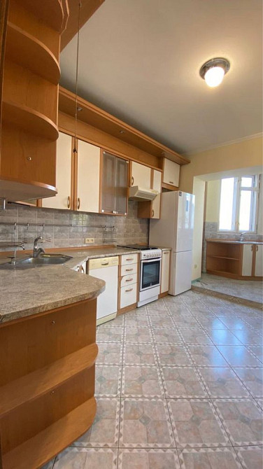 Простора 4-кімнатна квартира в центрі міста — ідеальна для родини! Ивано-Франковск - изображение 8