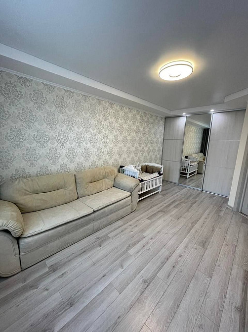 Простора 1-кімнатна квартира в новобудові, район Ювілейний (Стоград] Ровно - изображение 4