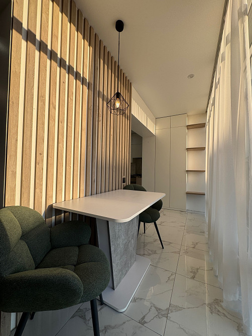 Продається велика Євро Трикімнатна квартира з дизайнерським ремонтом Ирпень - изображение 7