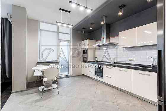 Продам квартиру 64m² с ремонтом ЖК "Изумрудный" Соломенка Київ