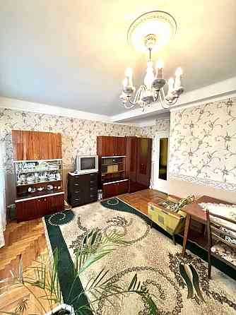 Продается 2 ком кв в Хортицком р-не по ул Заднепровская Запорожье