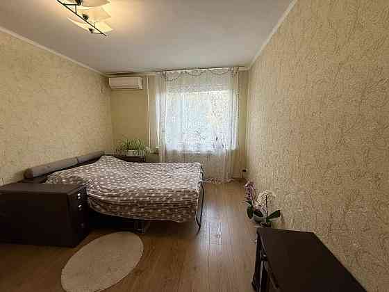 Продам однокомнатную квартиру на Таирова, 5 этаж, ремонт, кондиционер Одеса