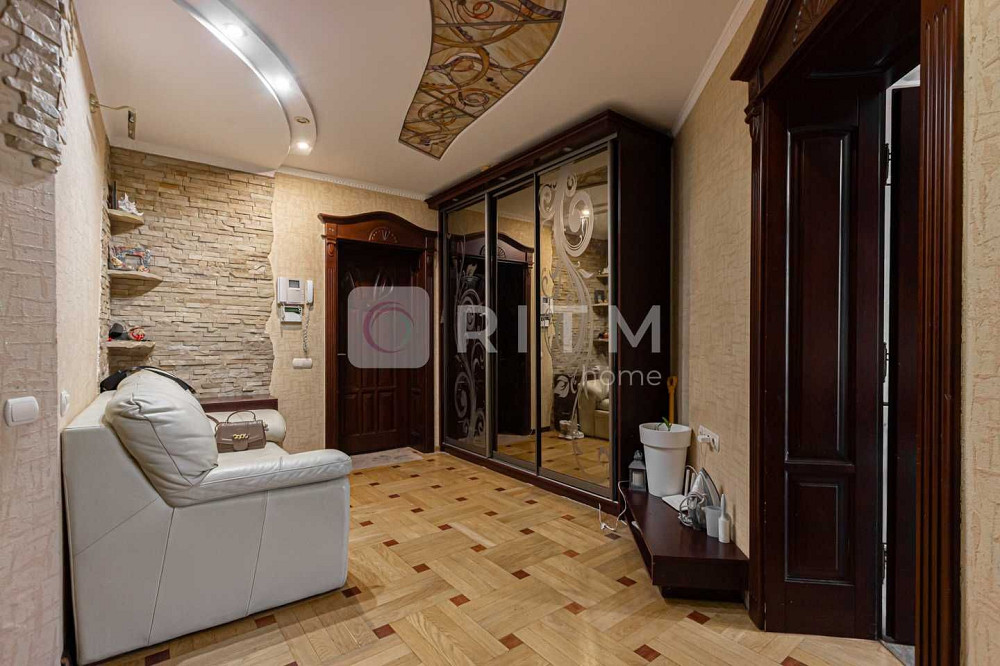 2-к. квартира з і/о, паркінгом та ремонтом за вул. Плугова Львів - зображення 8