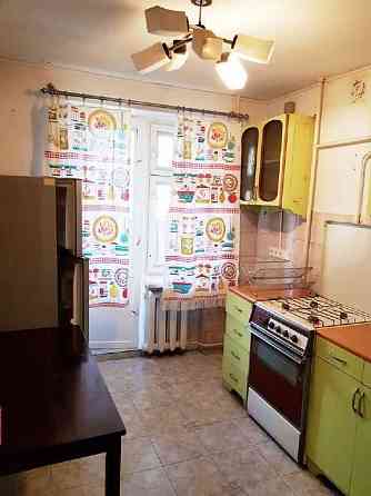 Квартира в высотке на Черемушках с АГВ котлом, 4 этаж, кирпичный дом. Одеса