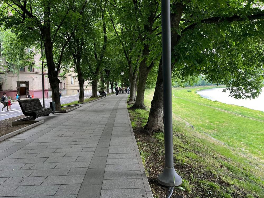 Продаж 3-ох кімнатноі квартири м.Ужгород Набережна Незалежності Ужгород - изображение 2