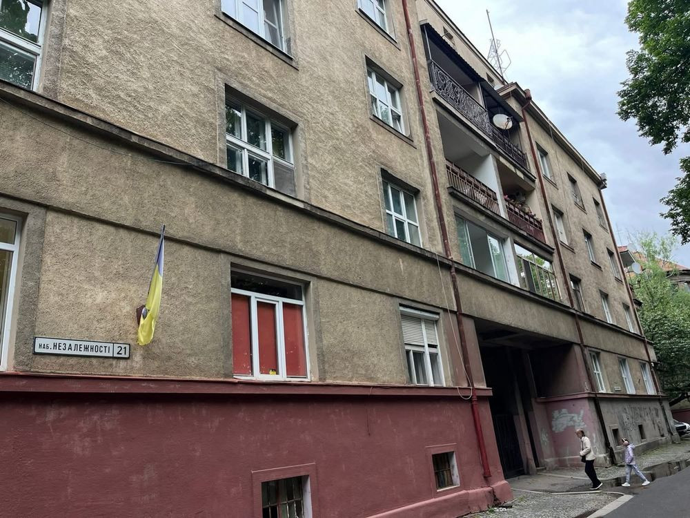 Продаж 3-ох кімнатноі квартири м.Ужгород Набережна Незалежності Ужгород - изображение 1