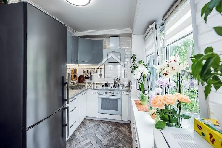 Чудова 1к квартира вул Кубанської України 19 Київ - зображення 2