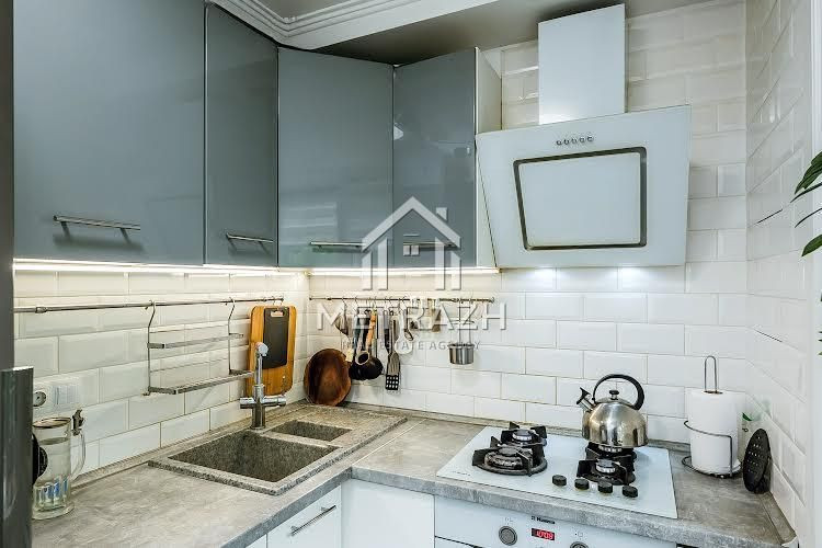 Чудова 1к квартира вул Кубанської України 19 Київ - зображення 1