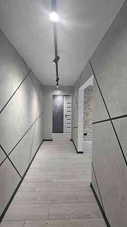 Продам 3 комнатную квартиру 2 этаж с Ремонтом,  можно под "Сертификат" Каменское (Запорожская обл.)