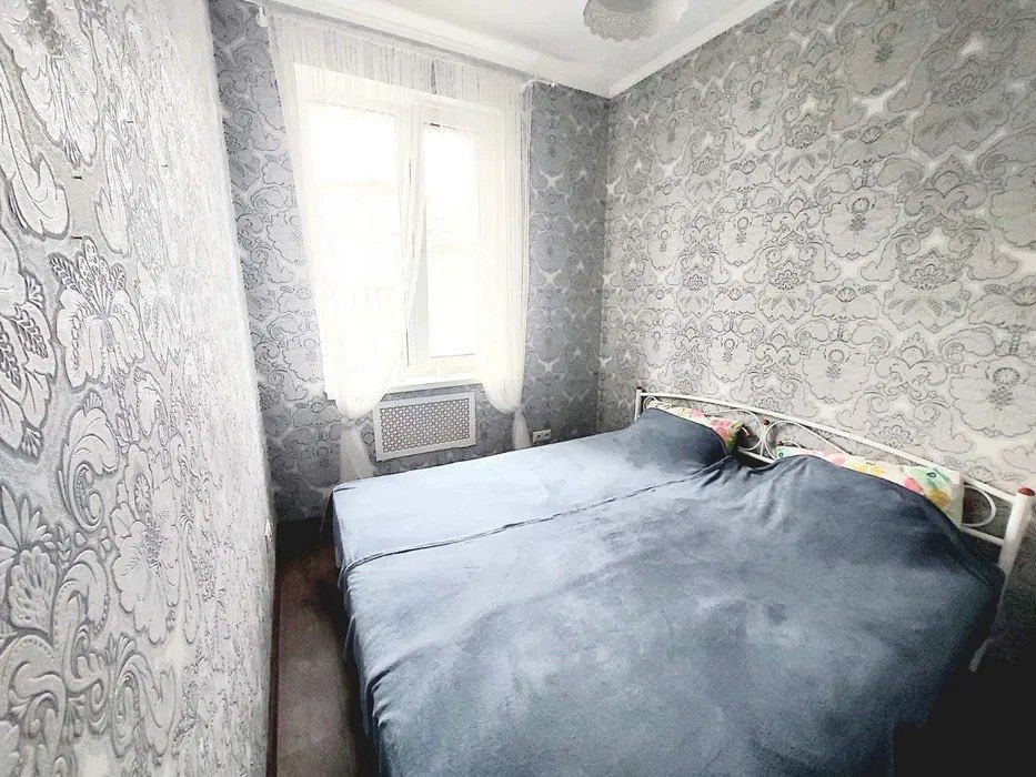 Світла євродвушка з великою вітальнею, балконом в сосновому лісі. Ирпень - изображение 5