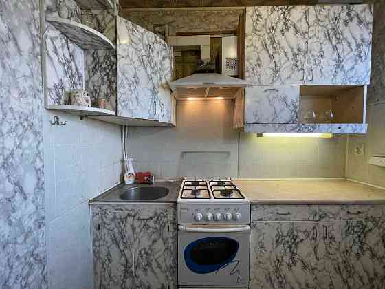 Продам 1 ком. в центре Залютино. (403233) Харків