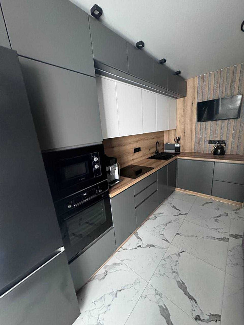 Продам 2 кімнатну квартиру в ЖК Щасливий 1 вул. Запорізьке шосе 28 Днепр - изображение 1