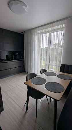 Світла 2 Кімнатна квартира з ремонтом на Щасливому Ровно