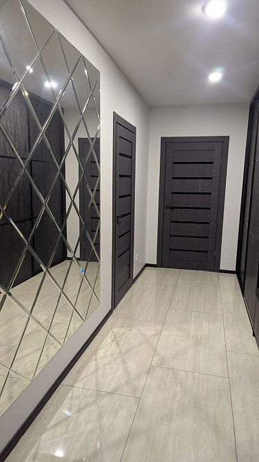 Світла 2 Кімнатна квартира з ремонтом на Щасливому Ровно - изображение 7