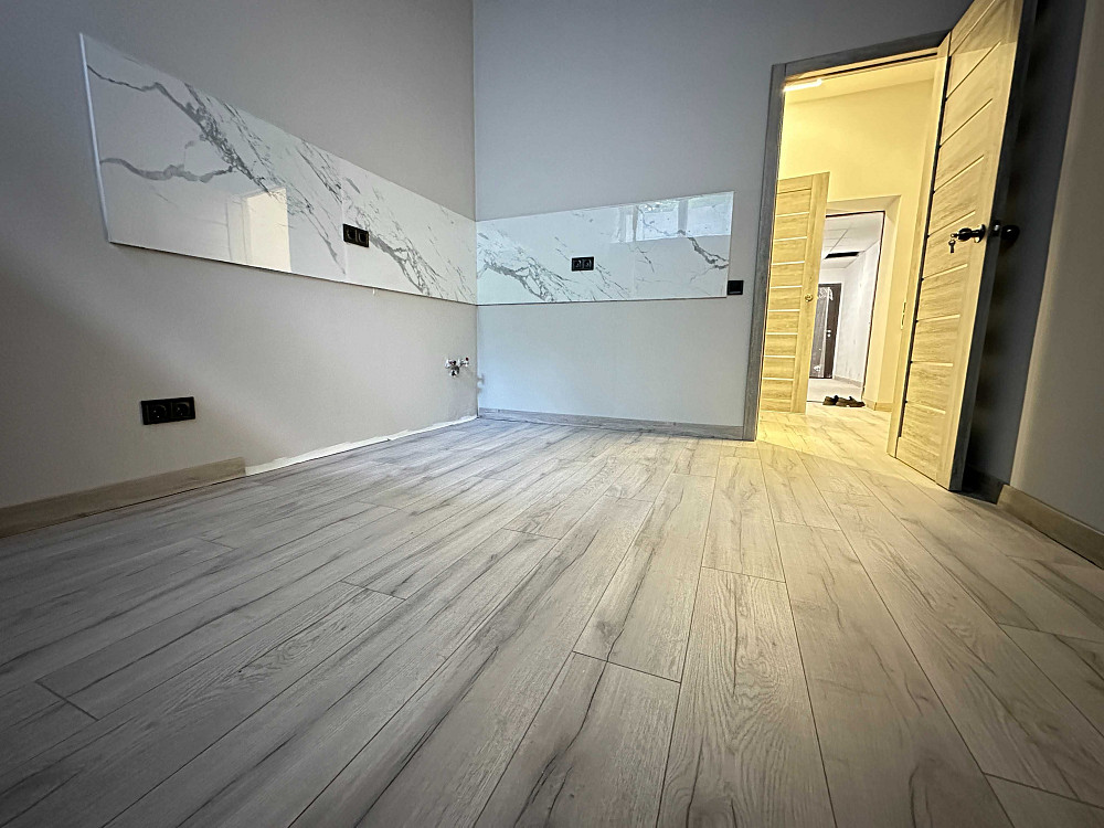 1к квартира з новим ремонтом, оформлення 2% Буча - зображення 1